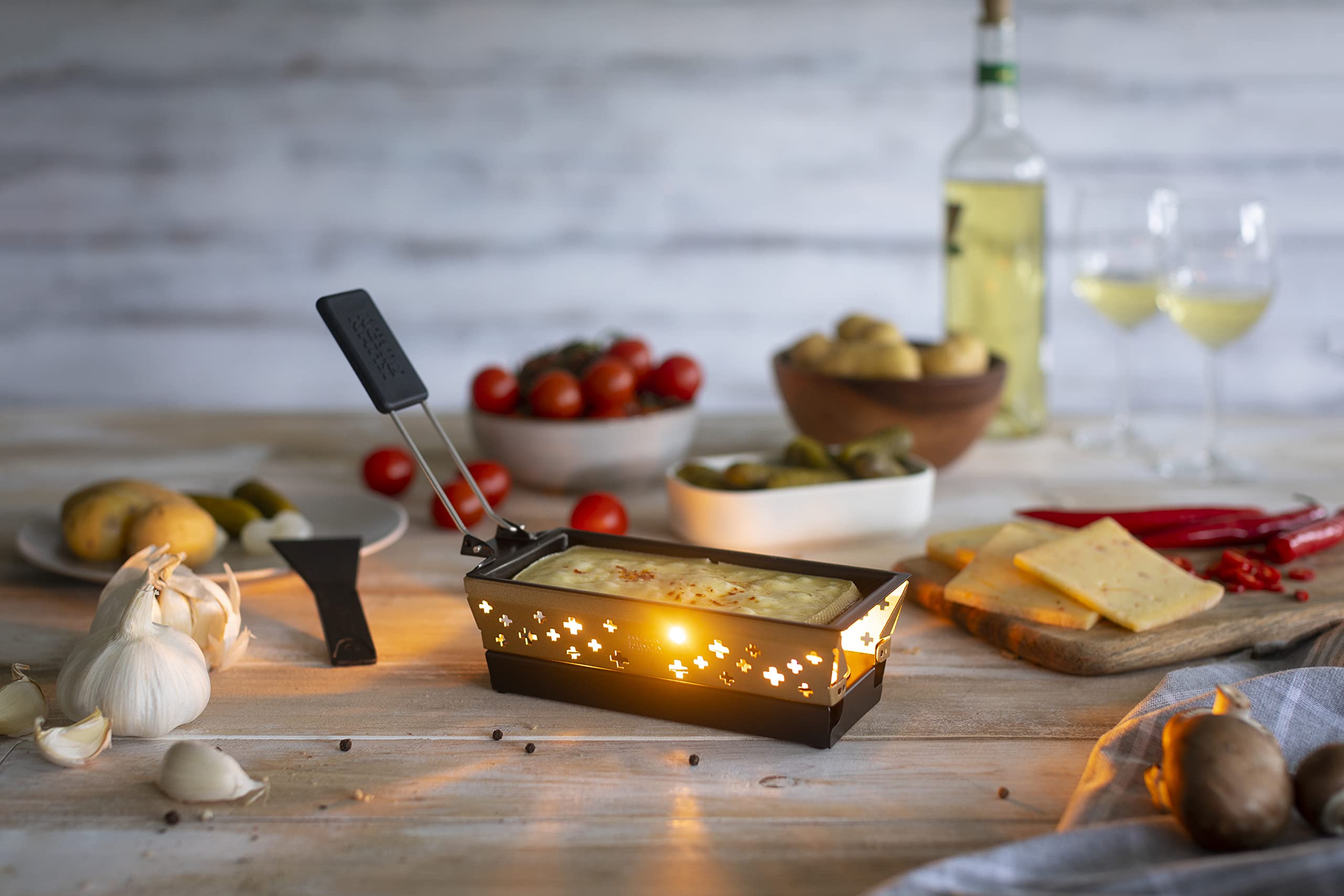 kuhn-rikon-mini-set-raclette-individuel-croix-suisse-dor-e-bougies image 3