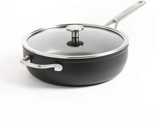 kitchenaid-forged-sauteuse-aluminium-28-cm-4-6-l-avec-couvercle-noire image 1