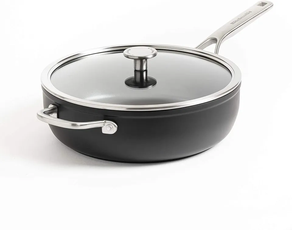 kitchenaid-forged-sauteuse-aluminium-28-cm-4-6-l-avec-couvercle-noire image 1