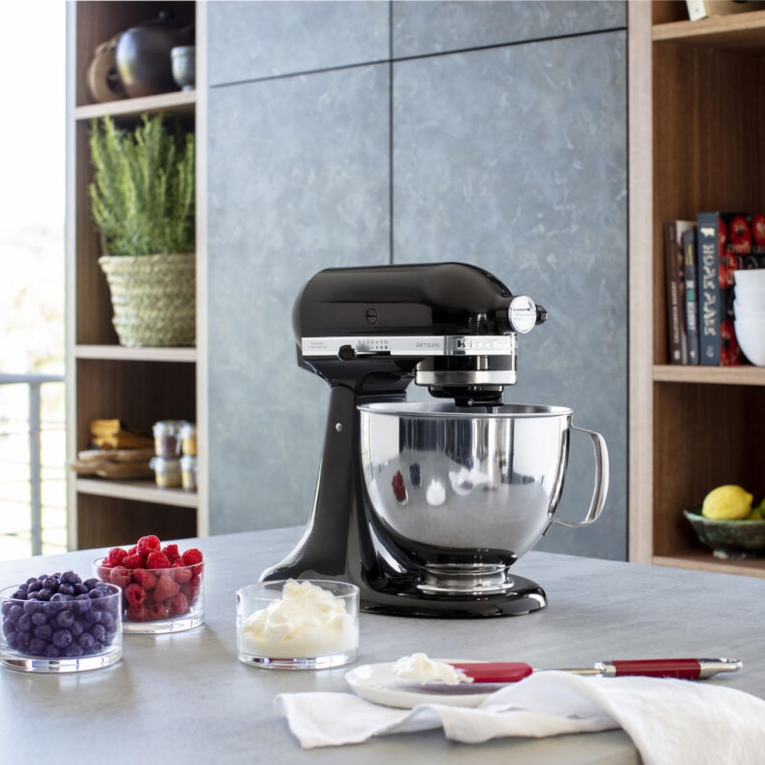 kitchenaid-artisan-5ksm125-robot-p-tissier-4-8-l-noir-onyx image 6
