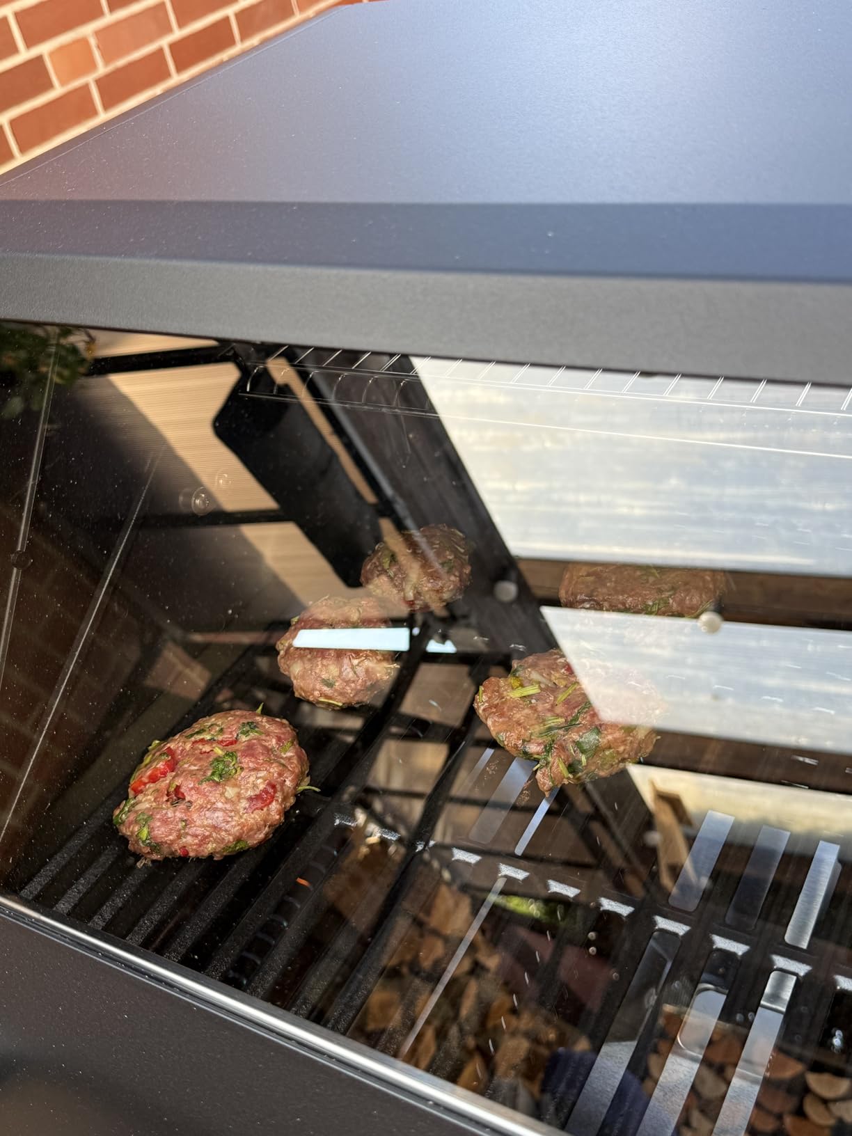 Très bon barbecue, montage un peu long
