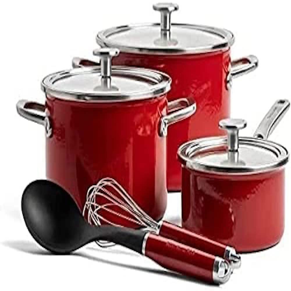 kitchenaid-steel-core-enamel-cocotte-20-cm-3-7-l-cr-me-d-amande image 7