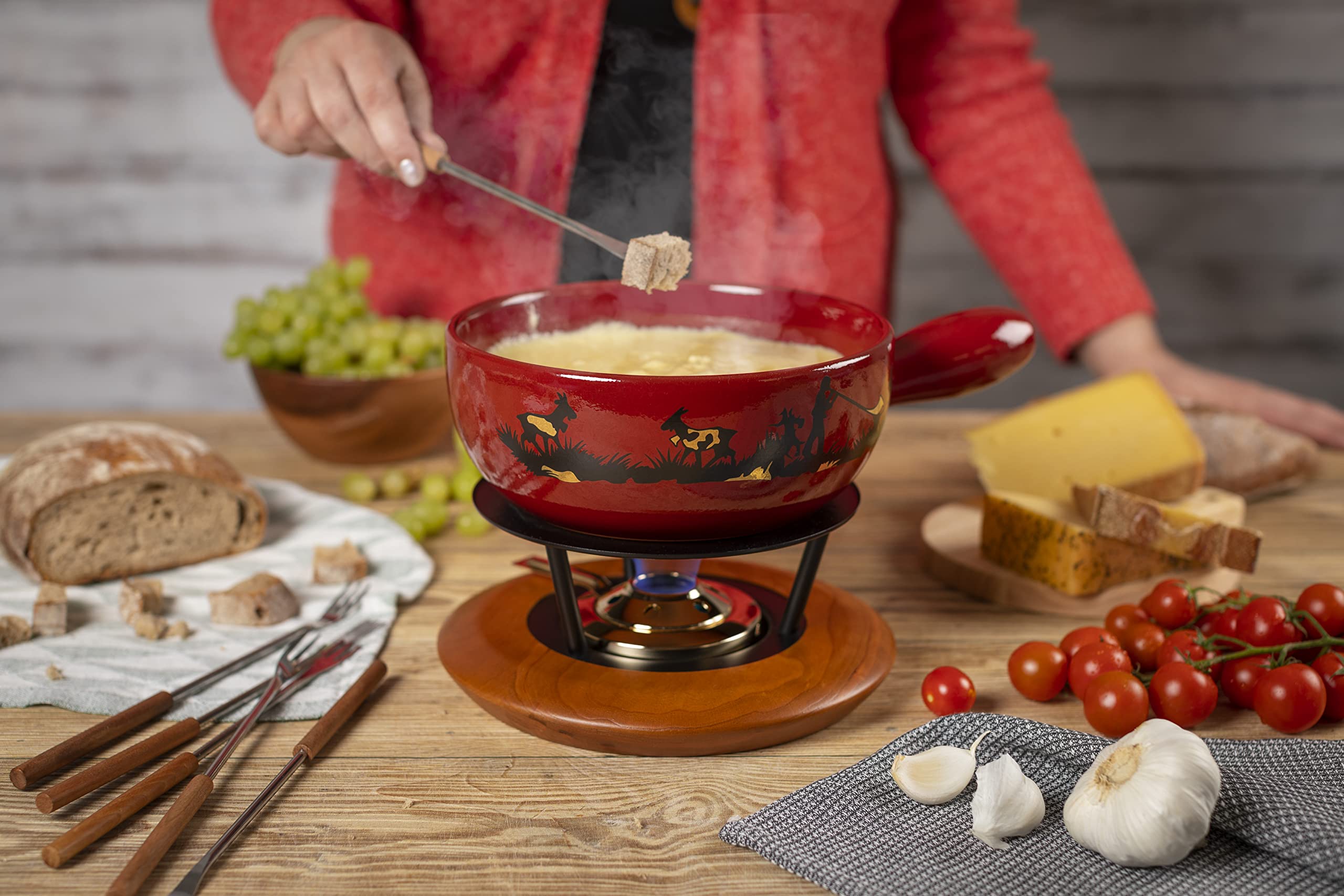 kuhn-rikon-caquelon-fondue-fromage-joueur-de-cor-des-alpes-22-cm-rouge-1-6-l image 6