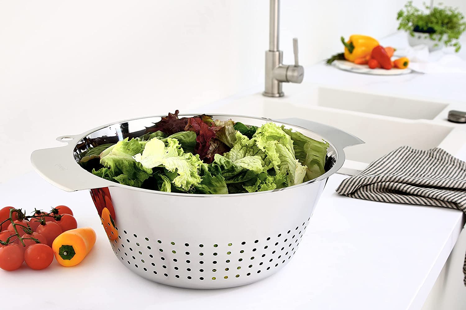 r-sle-passoire-conique-inox-18-10-28-cm-avec-bord-verseur-5-5-l image 2
