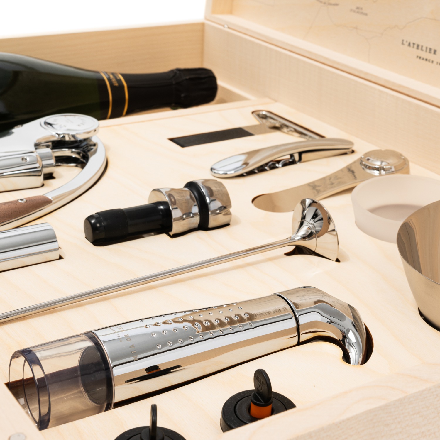 l-atelier-du-vin-oeno-box-connoisseur-centenary-edition-coffret-vin-luxe-num-rot image 6