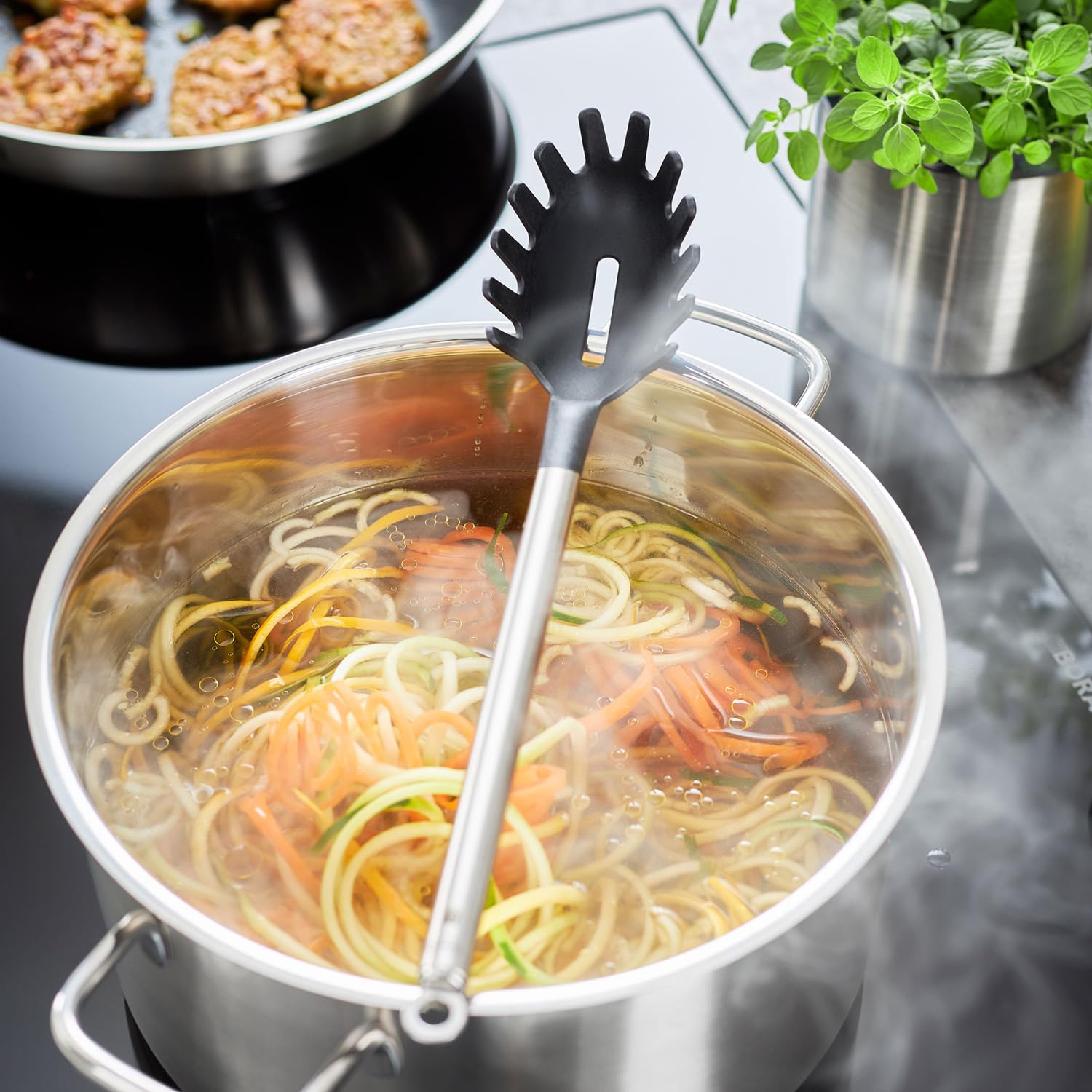 r-sle-coffret-gourmet-p-tes-ustensiles-noir-argent image 2