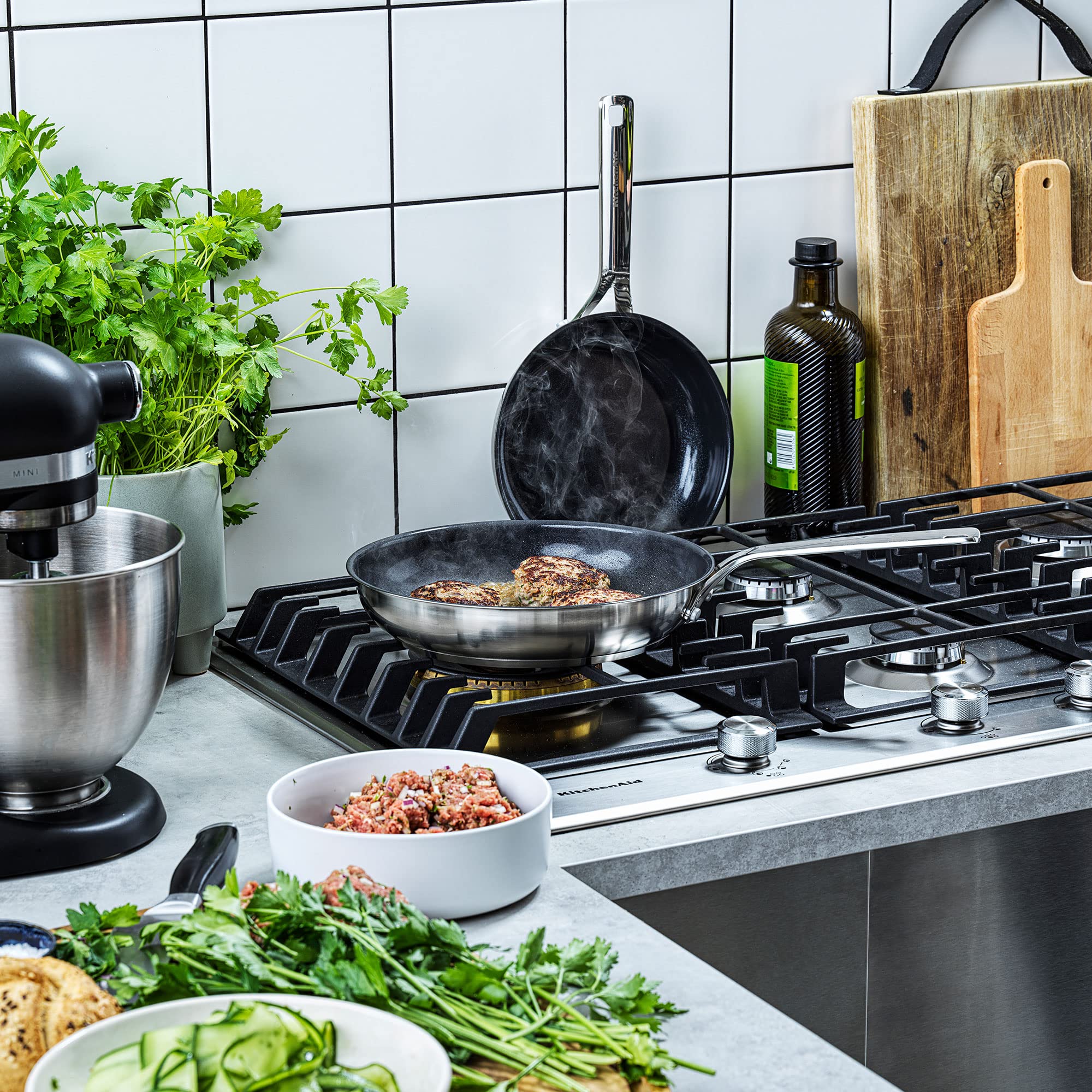 kitchenaid-po-le-inox-antiadh-sive-24-cm-induction image 4