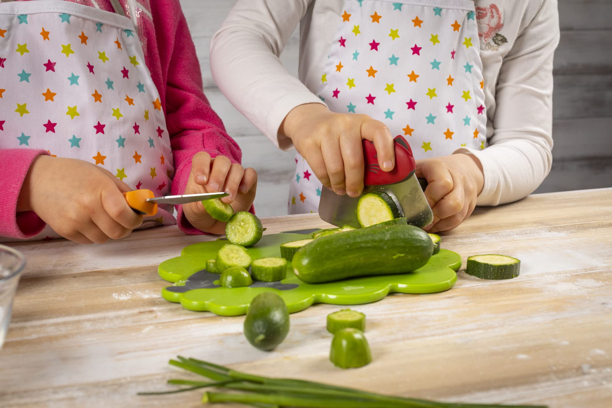 kuhn-rikon-kinderkitchen-hachoir-chat-pour-enfant image 7