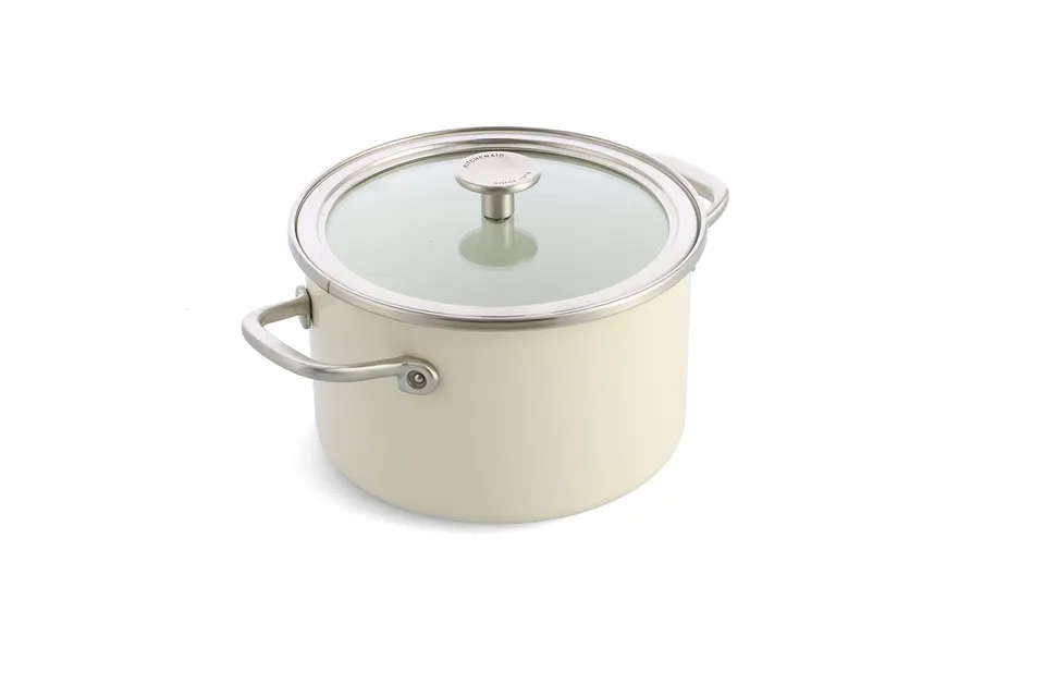 kitchenaid-steel-core-enamel-cocotte-20-cm-3-7-l-cr-me-d-amande image 1